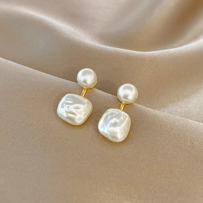 2023 New Classic Elegant Imitation Double Pearl Dangle Earrings For Women Crystal